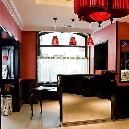 天文台卢森堡酒店 4*